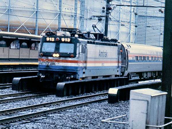 usr_m_amtrak_aem7_913_199608_brianclough 280.jpg